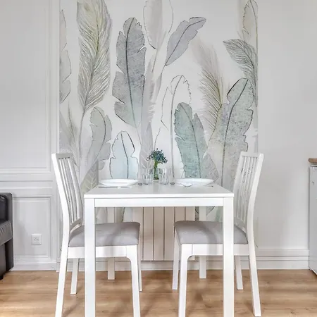 Blue Bird Avec Place De Parking !